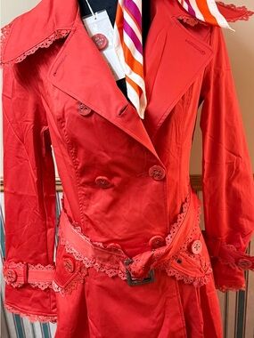 Vintage Vivienne Waterstone Red Lace-Trim Double-Breasted Trench Coat